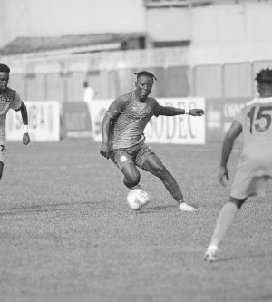 National Foot 1 : Sans convaincre, Mangasport bat CF Mounana d’une courte tête