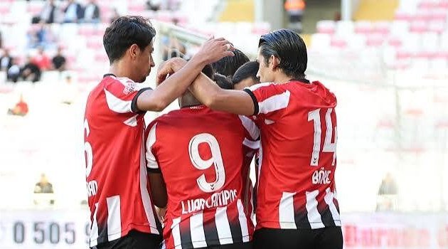 Turquie&nbsp;: Appindangoyé et Sivasspor renversés en quatre minutes par Batman Petrolspor