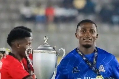 Ouganda&nbsp;: Loyce Mbaba soulève déjà son premier trophée avec Vipers SC