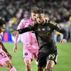 MLS&nbsp;: Denis Bouanga éclipse Lionel Messi et lance idéalement la saison de Los Angeles FC