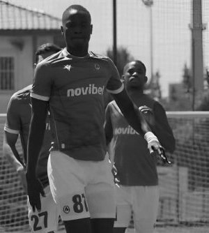 Transfert : Omonia Nicosie FC compte signer Makosso Moungadji pour cinq ans