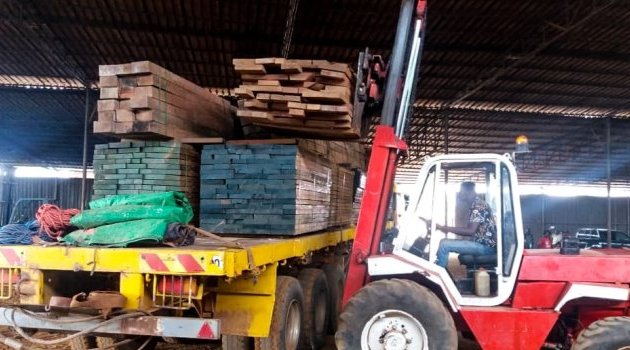 Condamnation du directeur général de la société chinoise d’exploitation du bois SKBG