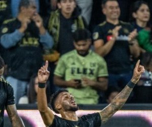 MLS : Denis Bouanga buteur dans le derby californien face au Galaxy