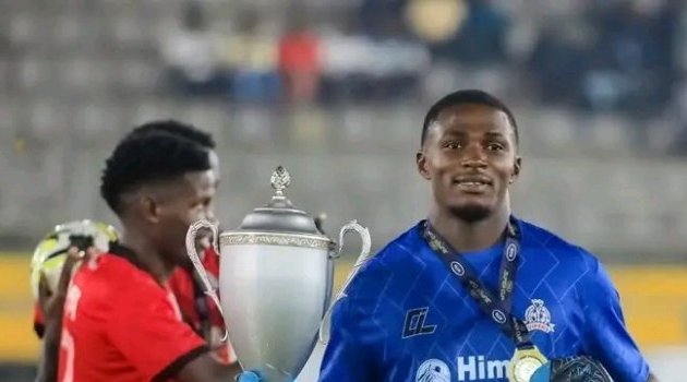 Ouganda&nbsp;: Loyce Mbaba soulève déjà son premier trophée avec Vipers SC