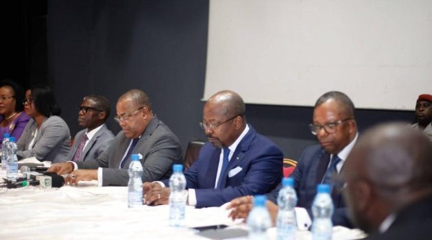 Le Premier ministre gabonais appelle à l’union sacrée de la République face au coronavirus