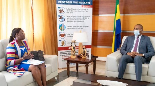 Françoise Ndayishimye reçue en audience par le ministre gabonais de la Santé
