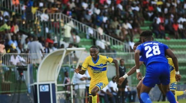 National-Foot 1 : la course au podium et au maintien relancée derrière Mangasport