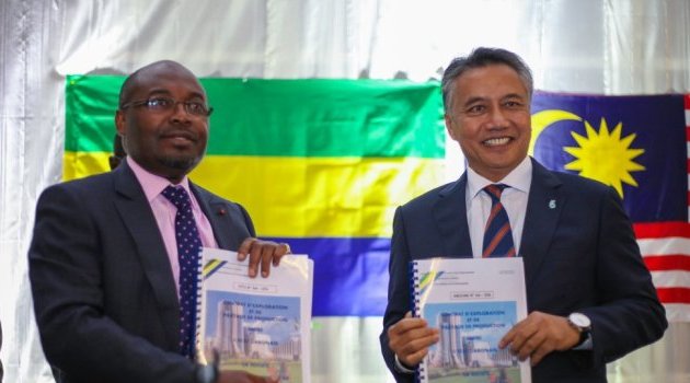 Signature de deux contrats d’exploration entre l’Etat gabonais et la société Petronas