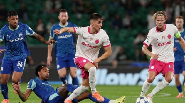 Ligue des champions UEFA : soirée noire pour l’OM, malgré une nouvelle passe décisive d’Aubameyang