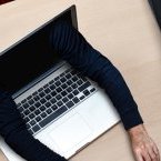 Le gouvernement gabonais déconseille les placements financiers Crowd1 et Coffre 2 Lux