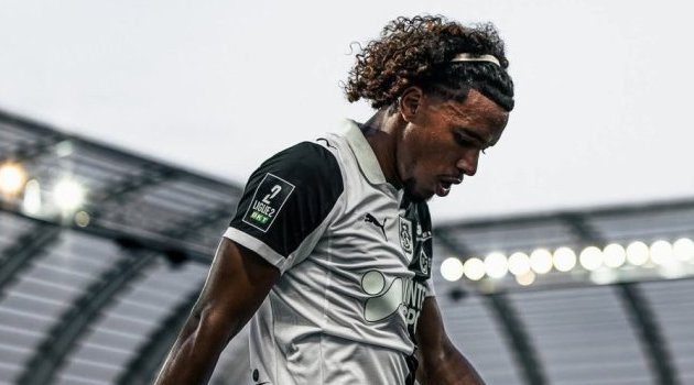 Ligue 2&nbsp;: le Gabonais Teddy Averlant offre la victoire à Amiens au bout du suspense