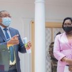 Jean-Marie Ogandaga échange avec les équipes en charge de l’élaboration de la Stratégie de la relance économique