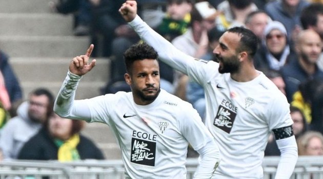 Ligue 1 : Jim Allevinah relance Angers dans la course au maintien