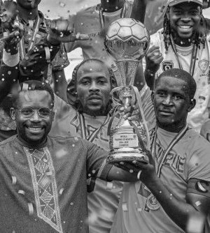 Montée en National Foot 2 : Littoral FC signe une remontada éclatante termine champion