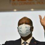 Après y avoir renoncé, Alassane Ouattara annonce sa candidature à l’élection présidentielle ivoirienne