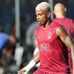 Mario Lemina de retour à Galatasaray pour la préparation estivale