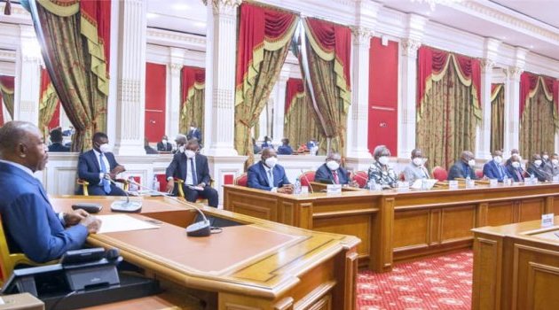 Ali Bongo a présidé un Conseil supérieur de la magistrature ce mardi