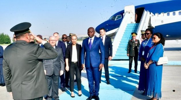 Brice Clotaire Oligui Nguema en visite d’État en Turquie pour renforcer les liens bilatéraux