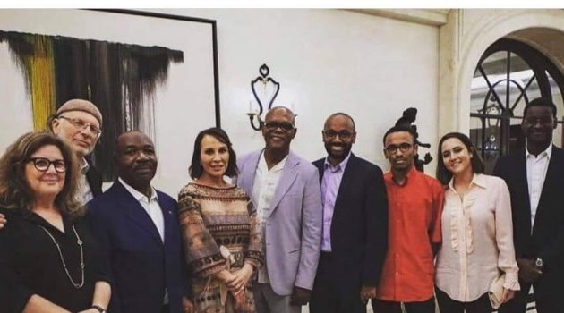 Samuel L. Jackson pose avec la richissime et puissante famille Bongo !