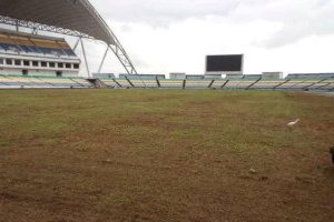 Stade d’Angondjé : Une nouvelle pelouse pour un retour des Panthères en 2026