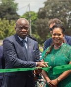 Essassa : la première dame du Gabon lance un centre d’accueil pour enfants vulnérables